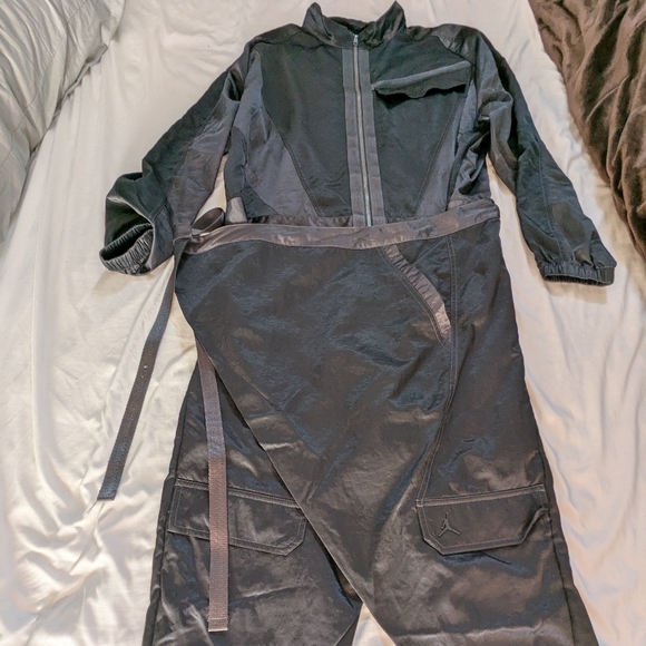 Nike Jordan Black Flight Jumpsuit - Picture 1 of 8